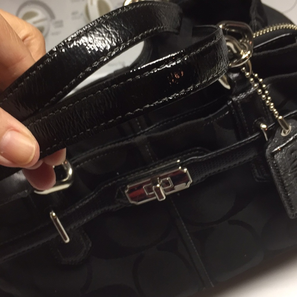 Coach tote Final Sale - Picture 5 of 7